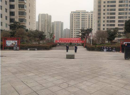 濮阳市绿城小学 小小红色宣讲员进社区讲党史 社会实践活动