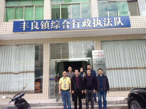 丰顺一小学周边的商店,大排查整治
