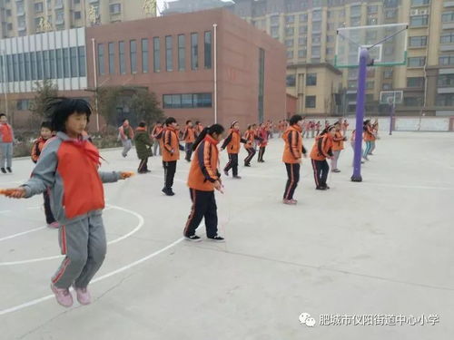 仪阳中心小学开展艺体社团展示活动