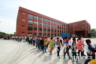 孤山镇中心小学师生参观三阳食品